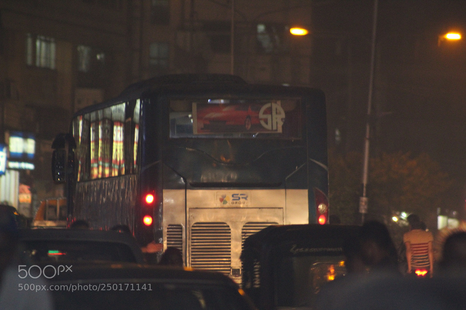 Canon EF 75-300mm f/4-5.6 sample photo. A bus full of photography