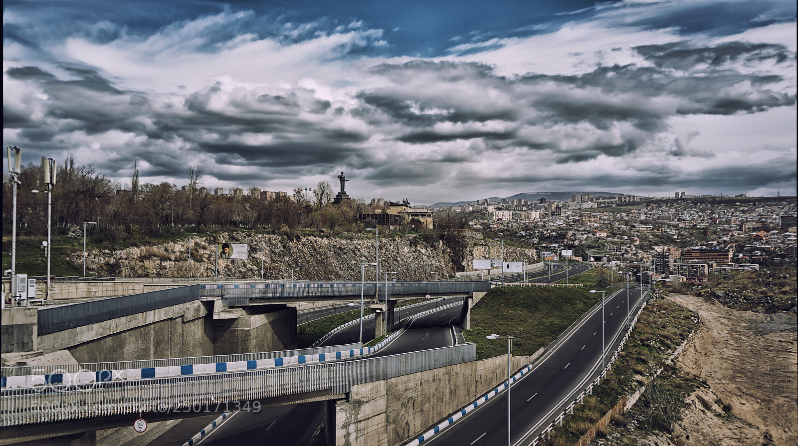 Sony Alpha NEX-5N sample photo. Saralanj avenue, yerevan photography