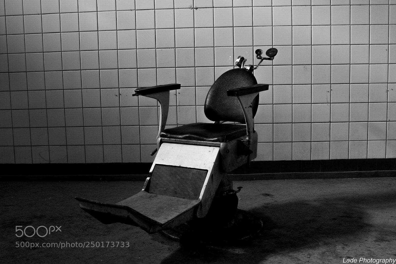 Nikon D7100 sample photo. Please...have a seat photography
