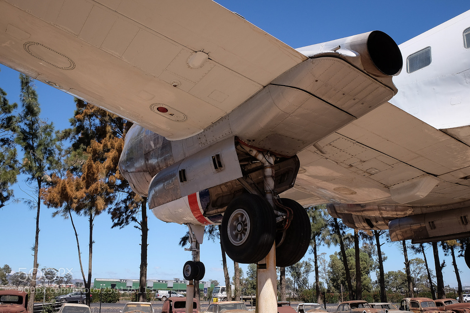 Fujifilm X-T1 sample photo. Convair 580 undercarriage photography