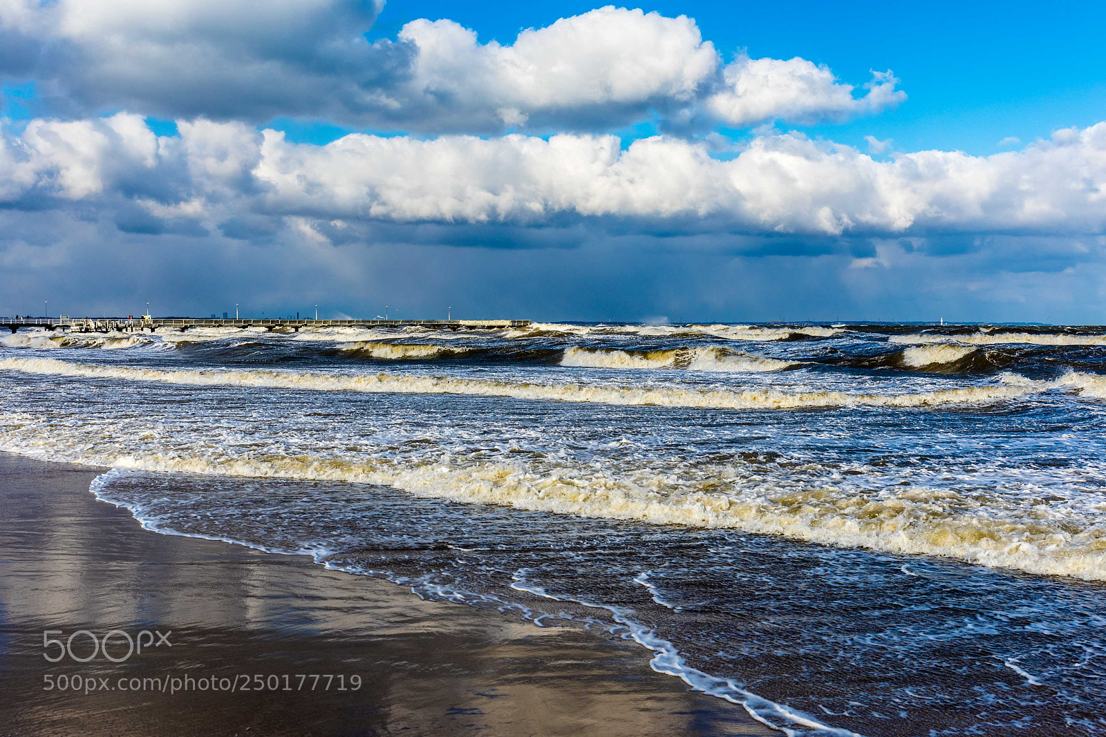 Canon EOS 5D Mark IV sample photo. Cold and stormy photography