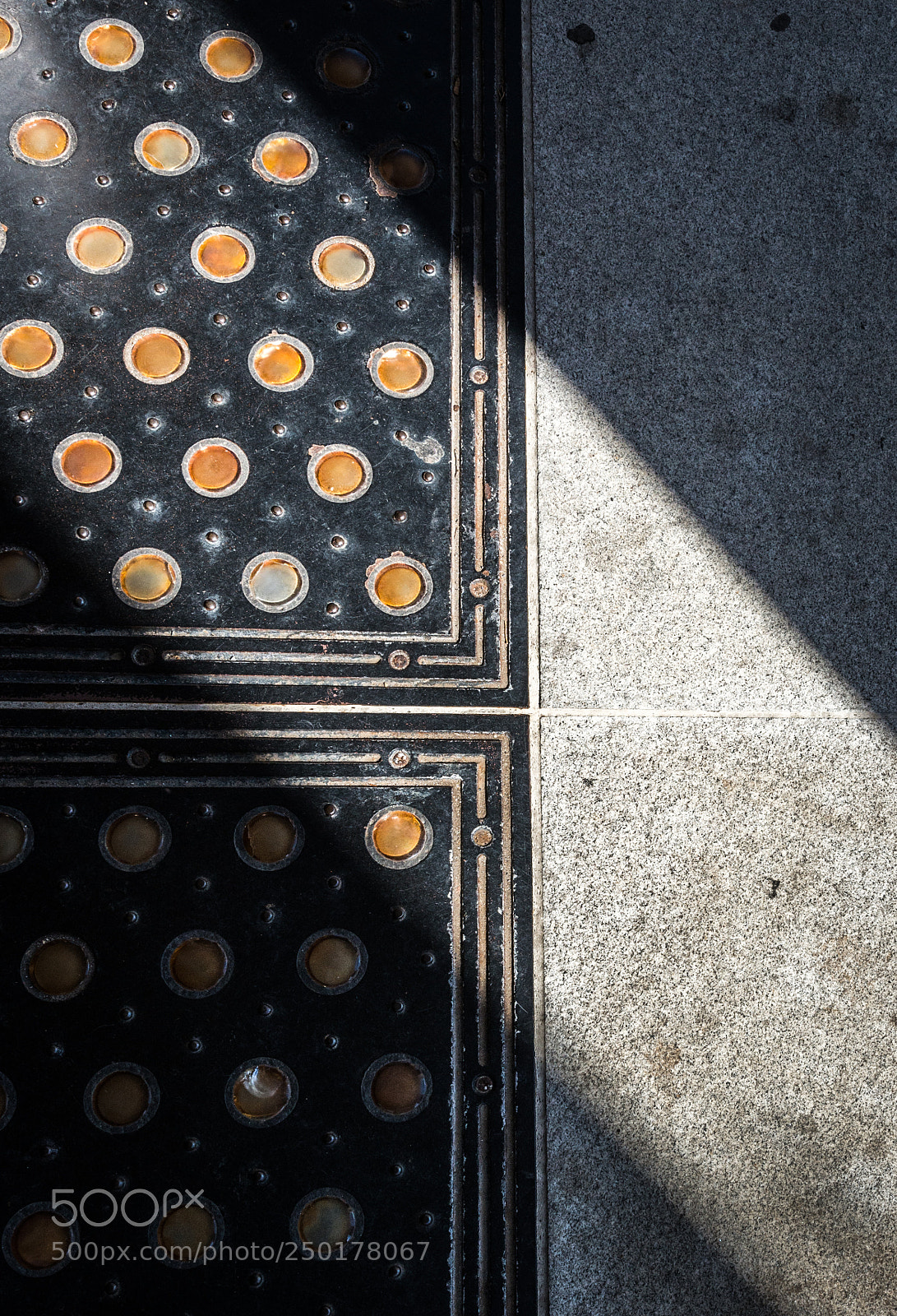 Nikon D800 sample photo. Light & shadow photography