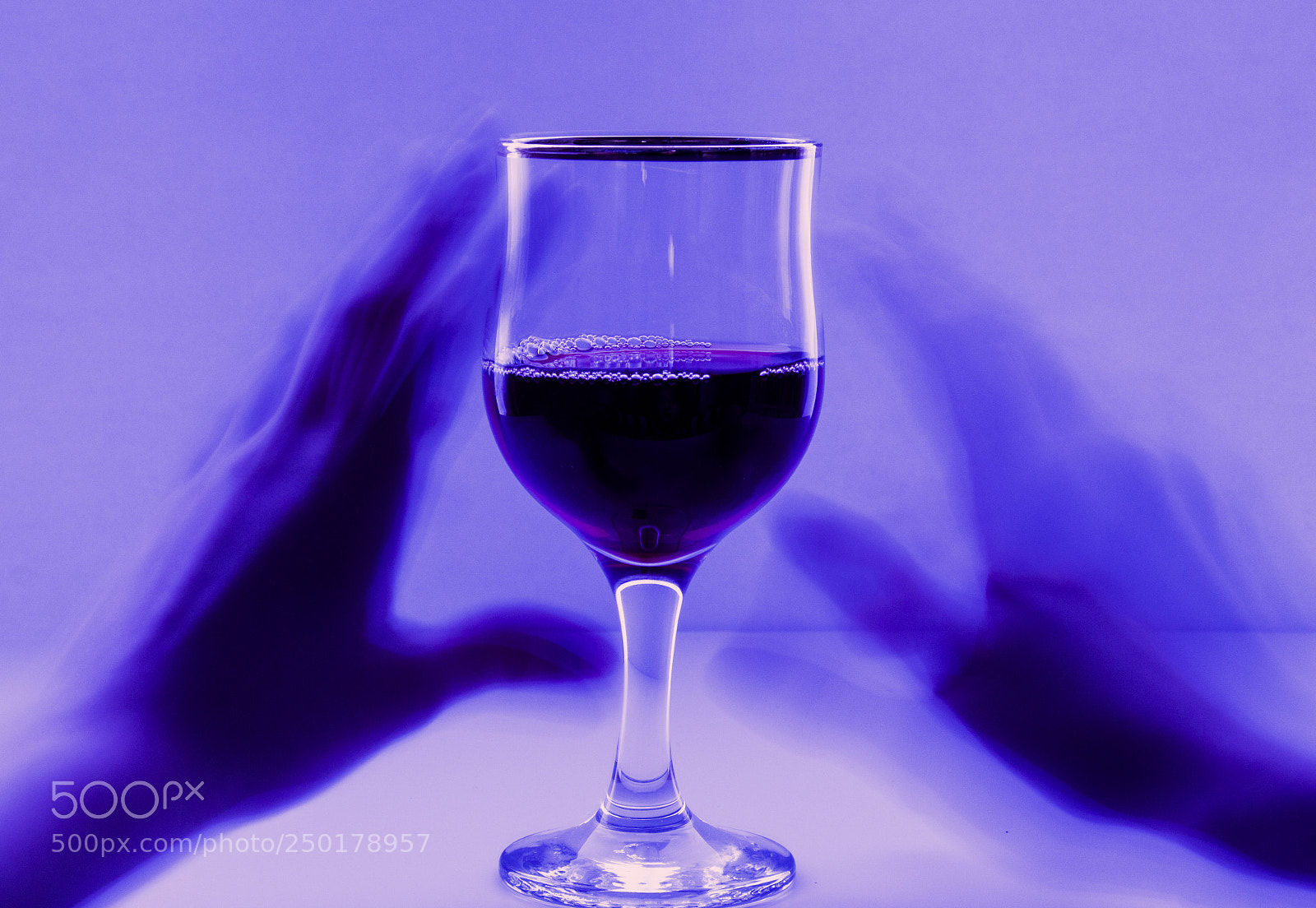 Canon EOS 700D (EOS Rebel T5i / EOS Kiss X7i) sample photo. Purple photography