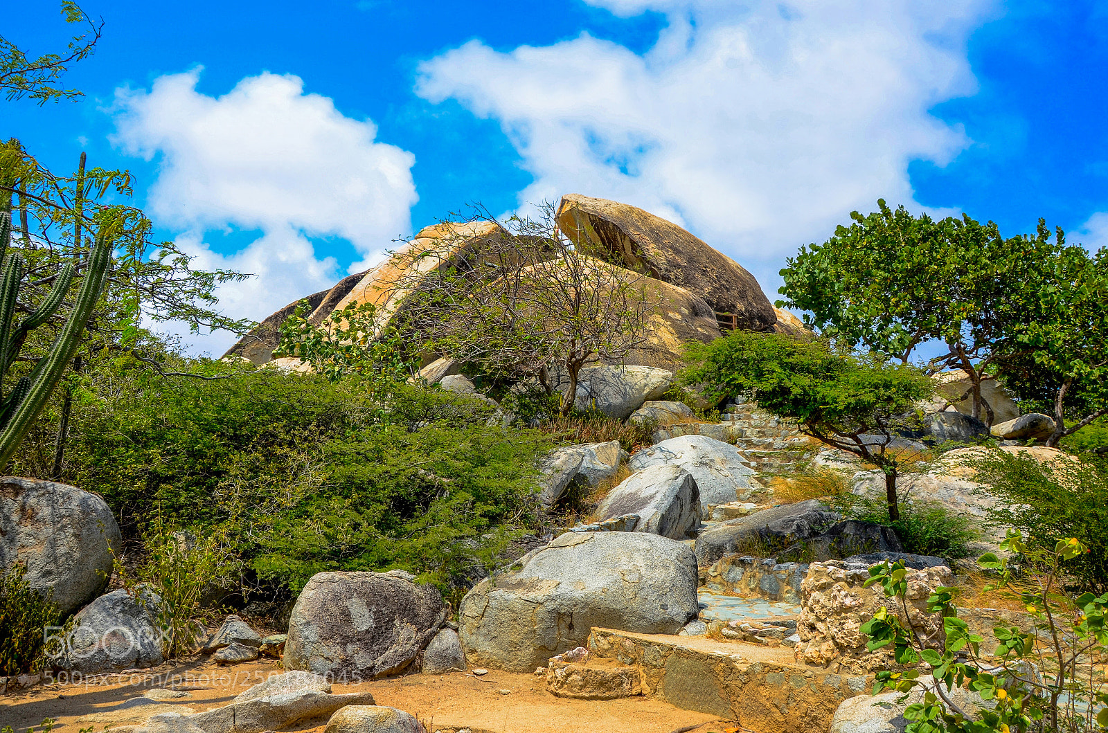 Nikon D7000 sample photo. Ayo rock formations photography