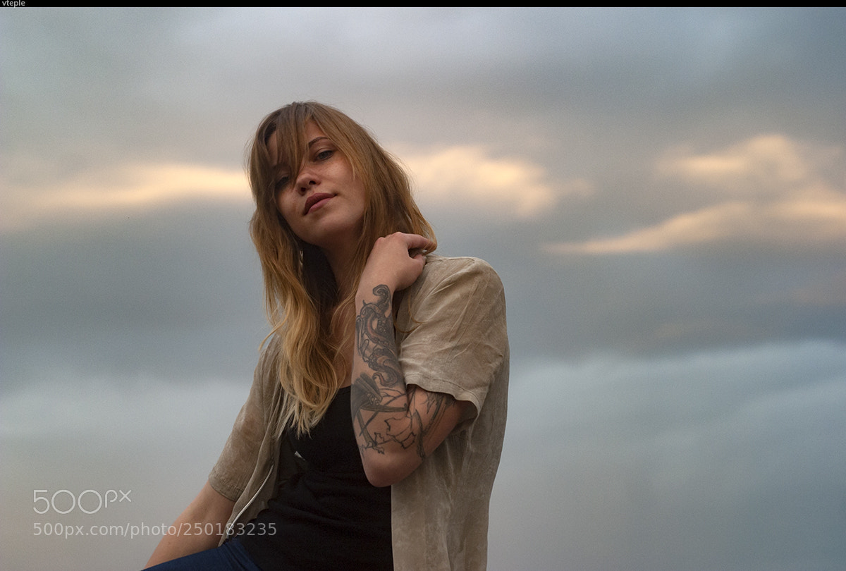 Canon EOS 10D sample photo. Antonina girl and the photography