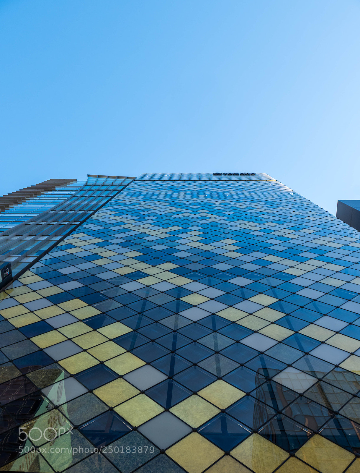 Panasonic Lumix DMC-GX7 sample photo. Yamaha building ginza photography