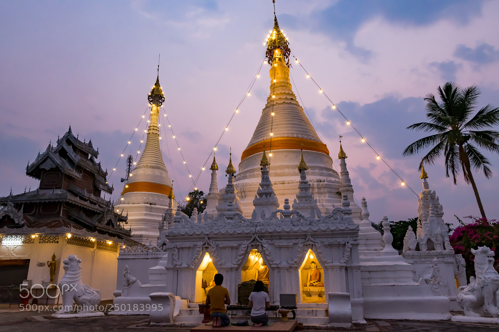 Nikon D5300 sample photo. Evening pray at the photography