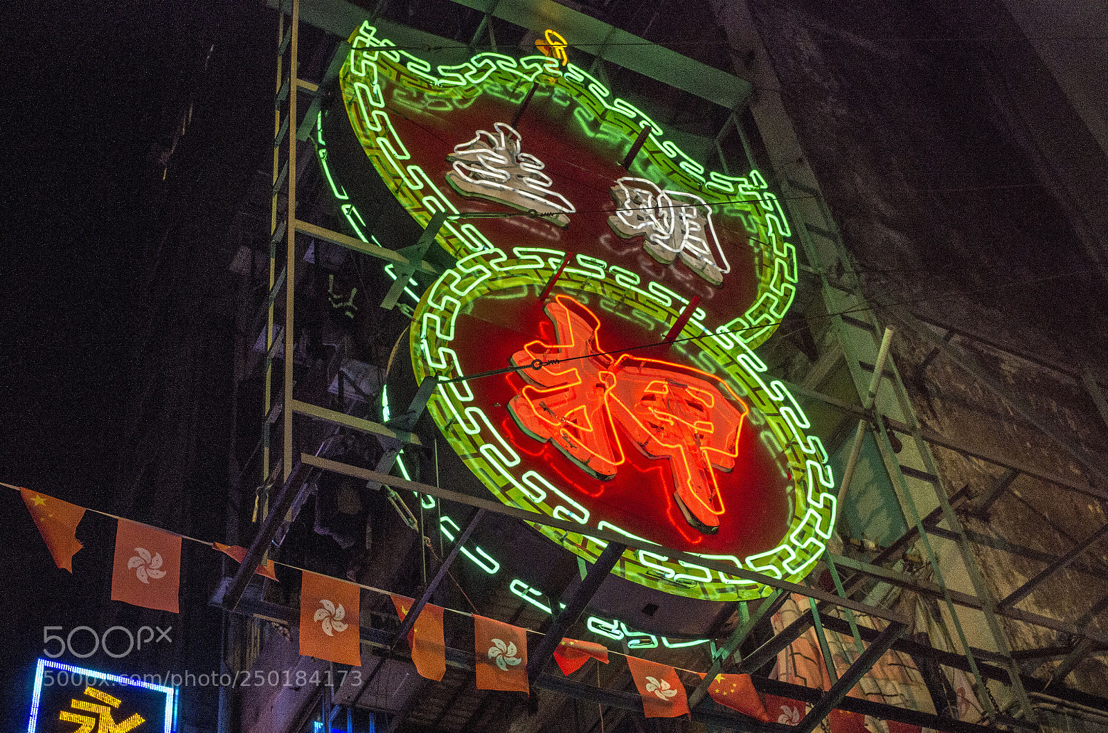 Pentax K-5 sample photo. Hieroglyph's light photography