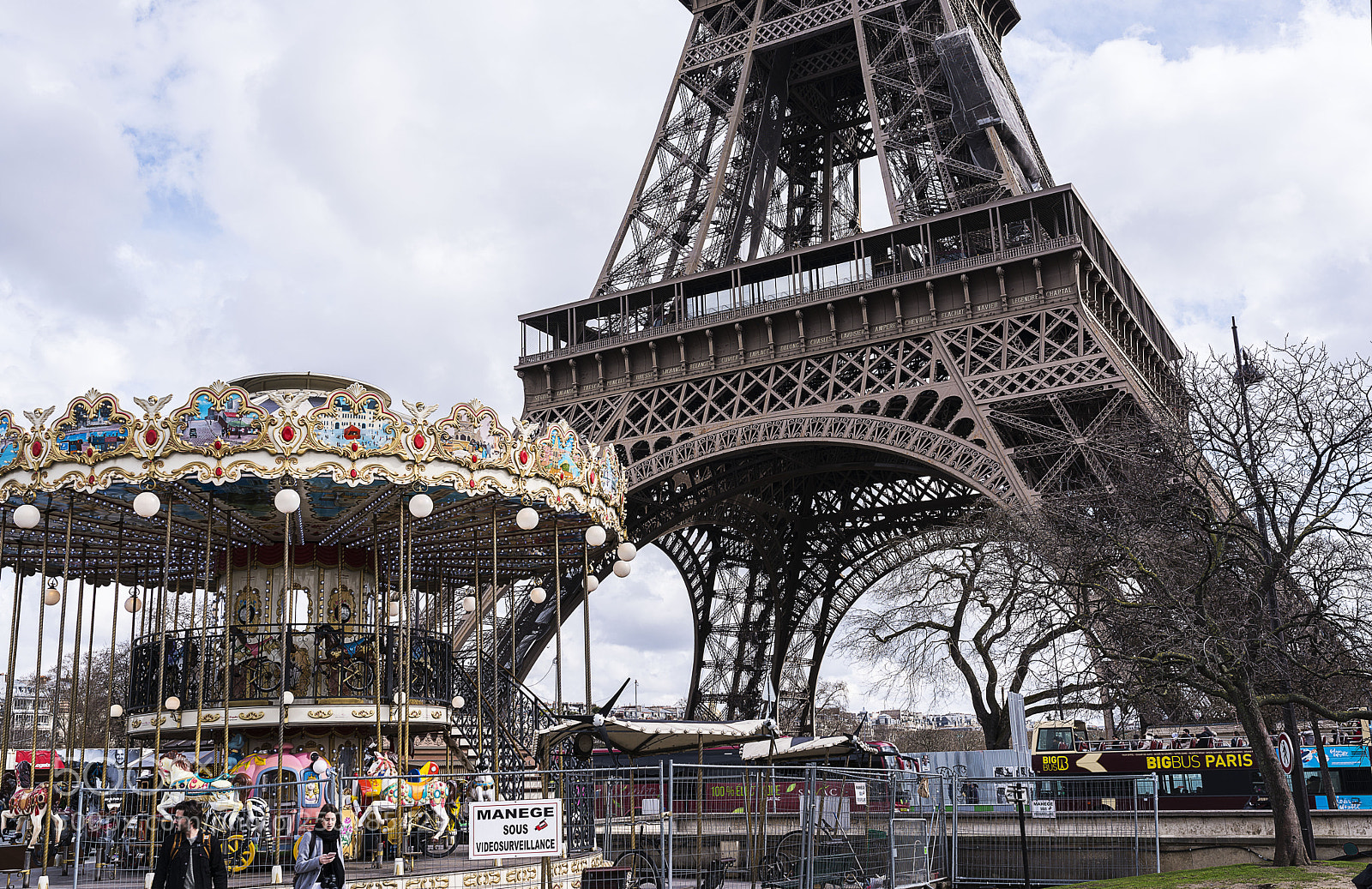 Nikon D800E sample photo. Le combat du man photography