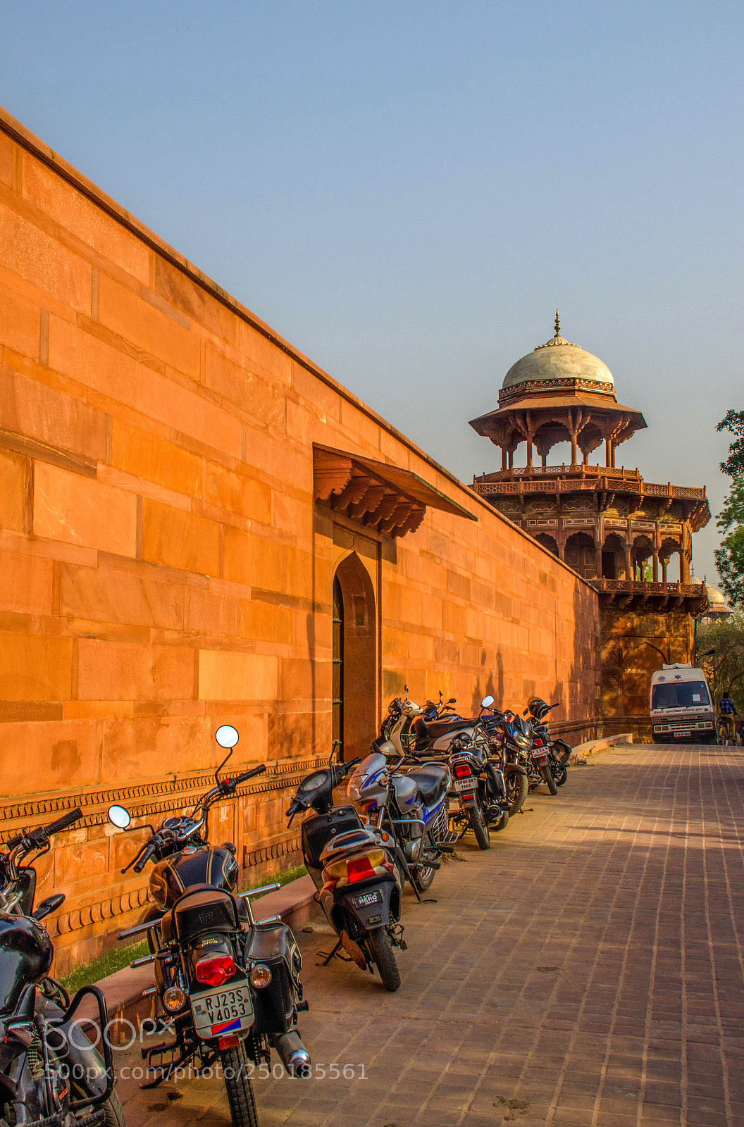 Nikon D7000 sample photo. Agra fort photography
