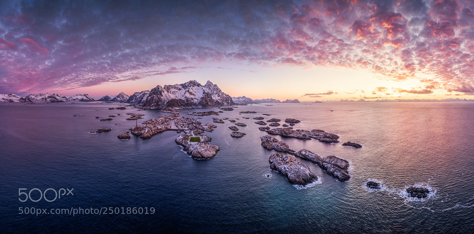 DJI FC220 sample photo. °° henningsvær °° photography