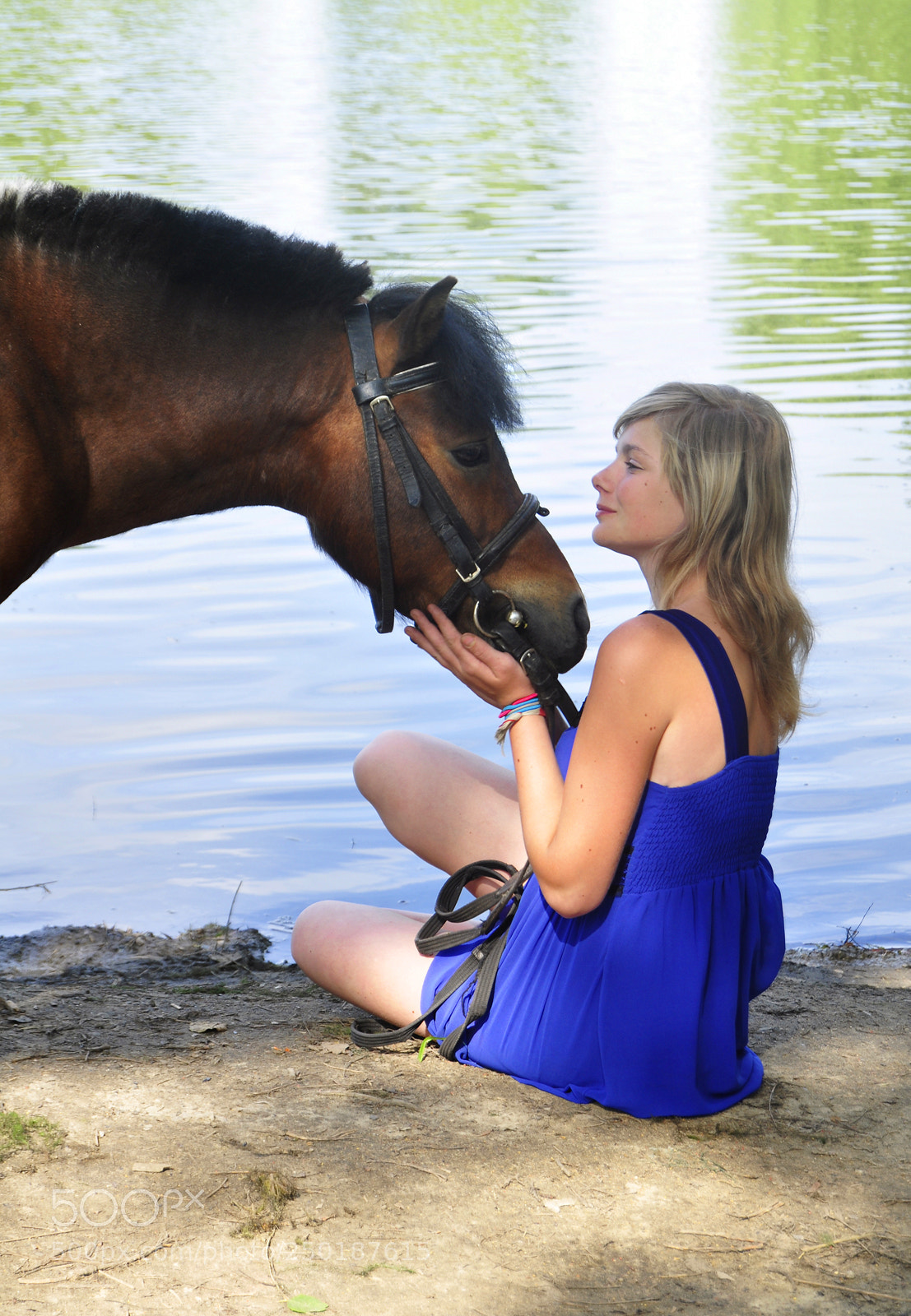 Nikon D5000 sample photo. Remembering old days photography