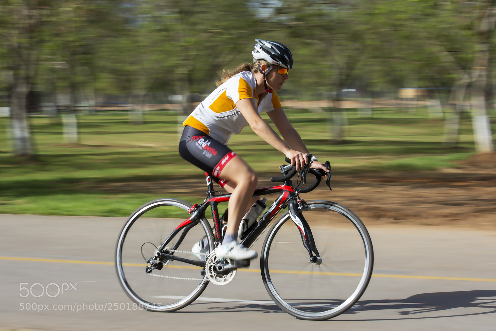 Nikon D7200 sample photo. Cycling- paning photography