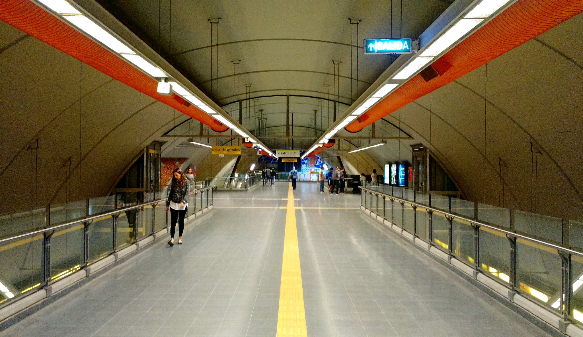 Motorola Moto X (2nd Gen) sample photo. Subway h photography