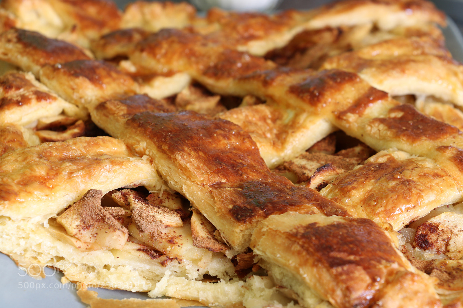 Canon EOS 750D (EOS Rebel T6i / EOS Kiss X8i) sample photo. Puff pastry from apples photography