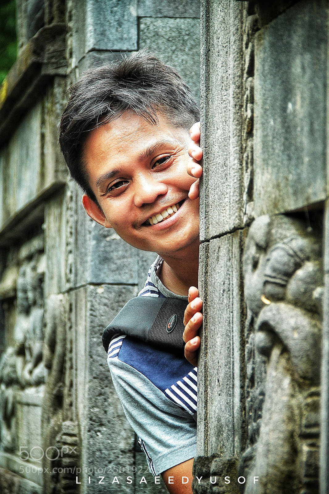 Canon EOS 500D (EOS Rebel T1i / EOS Kiss X3) sample photo. Contagious smile photography