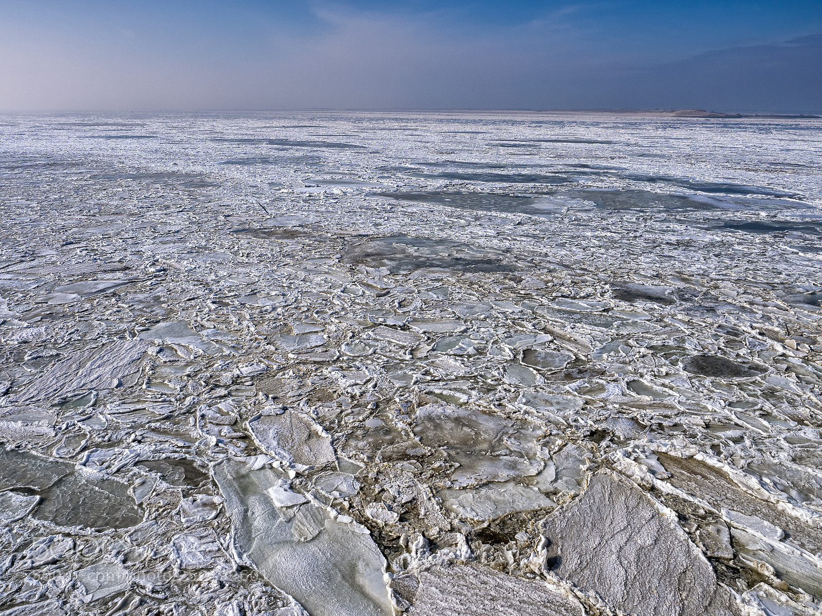 Olympus OM-D E-M1 sample photo. Bevroren wadddenzee photography