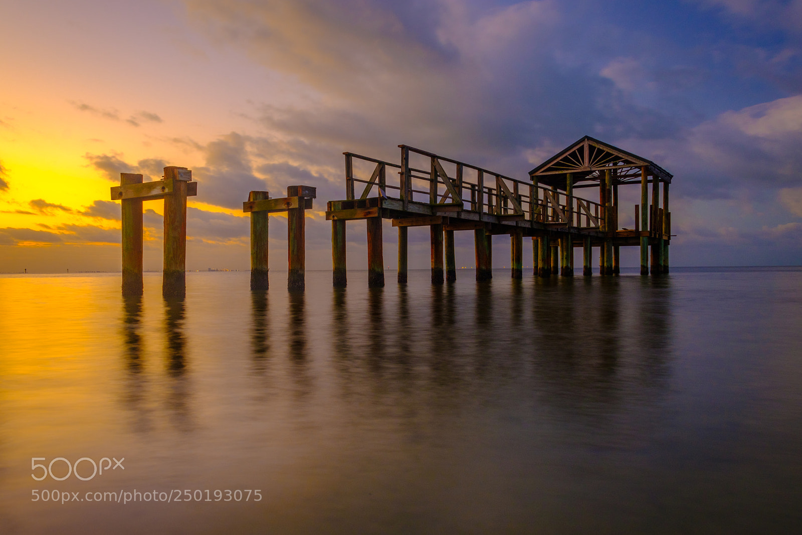 Fujifilm X-T20 sample photo. Decommisioned fishing pier... photography
