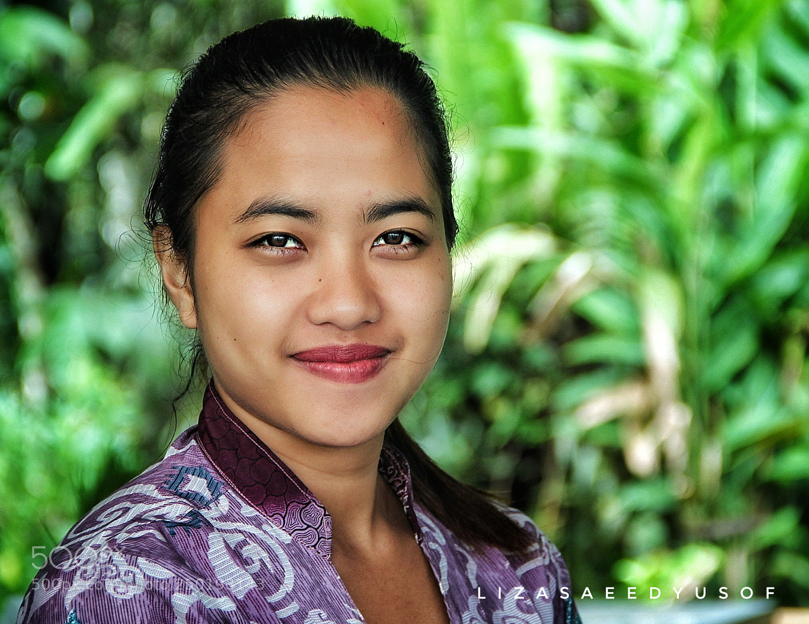 Canon EOS 500D (EOS Rebel T1i / EOS Kiss X3) sample photo. Beautiful smile photography