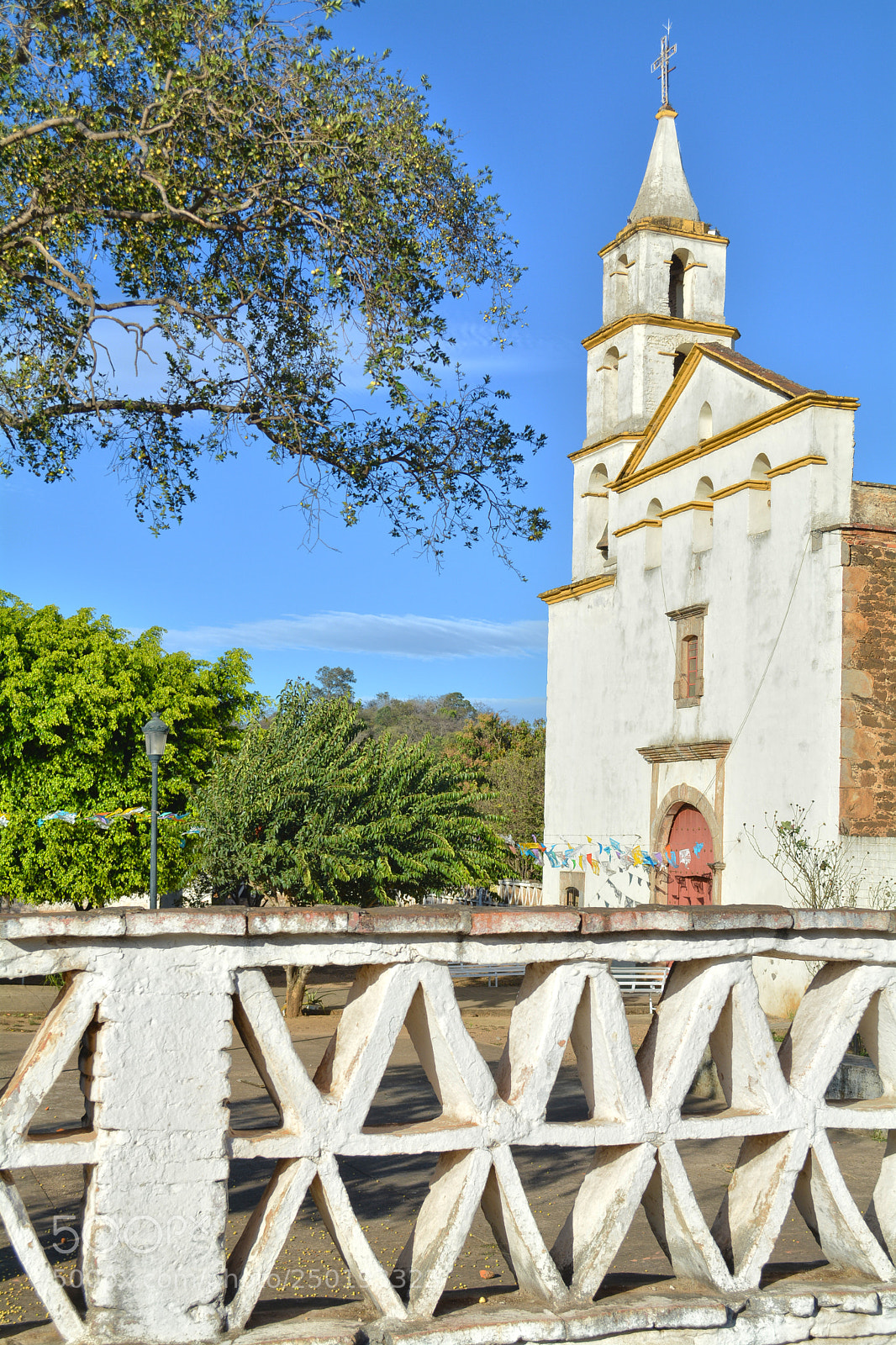 Nikon D5200 sample photo. Iglesia san luis de photography