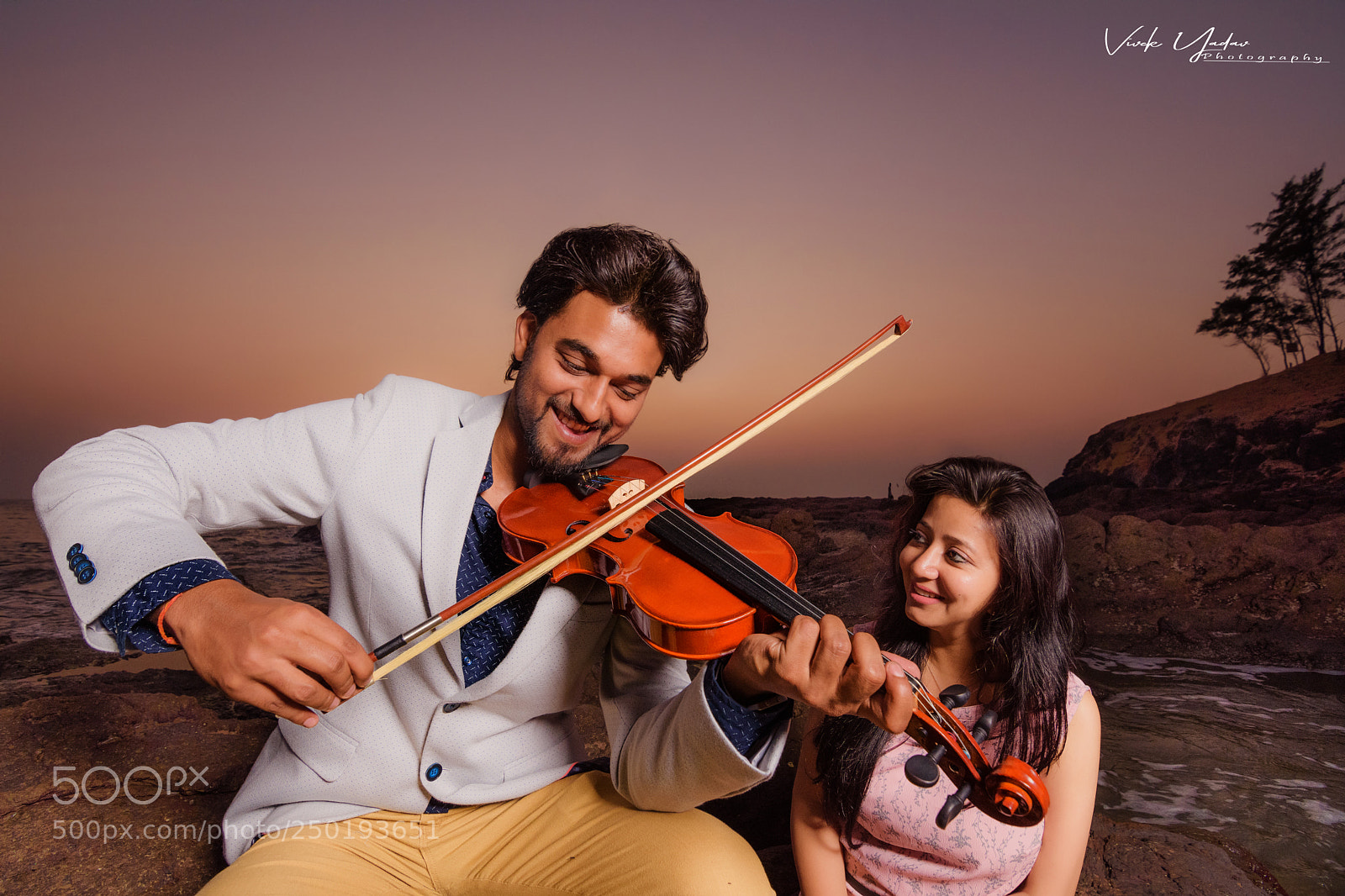 Nikon D7200 sample photo. Playing with those strings! photography