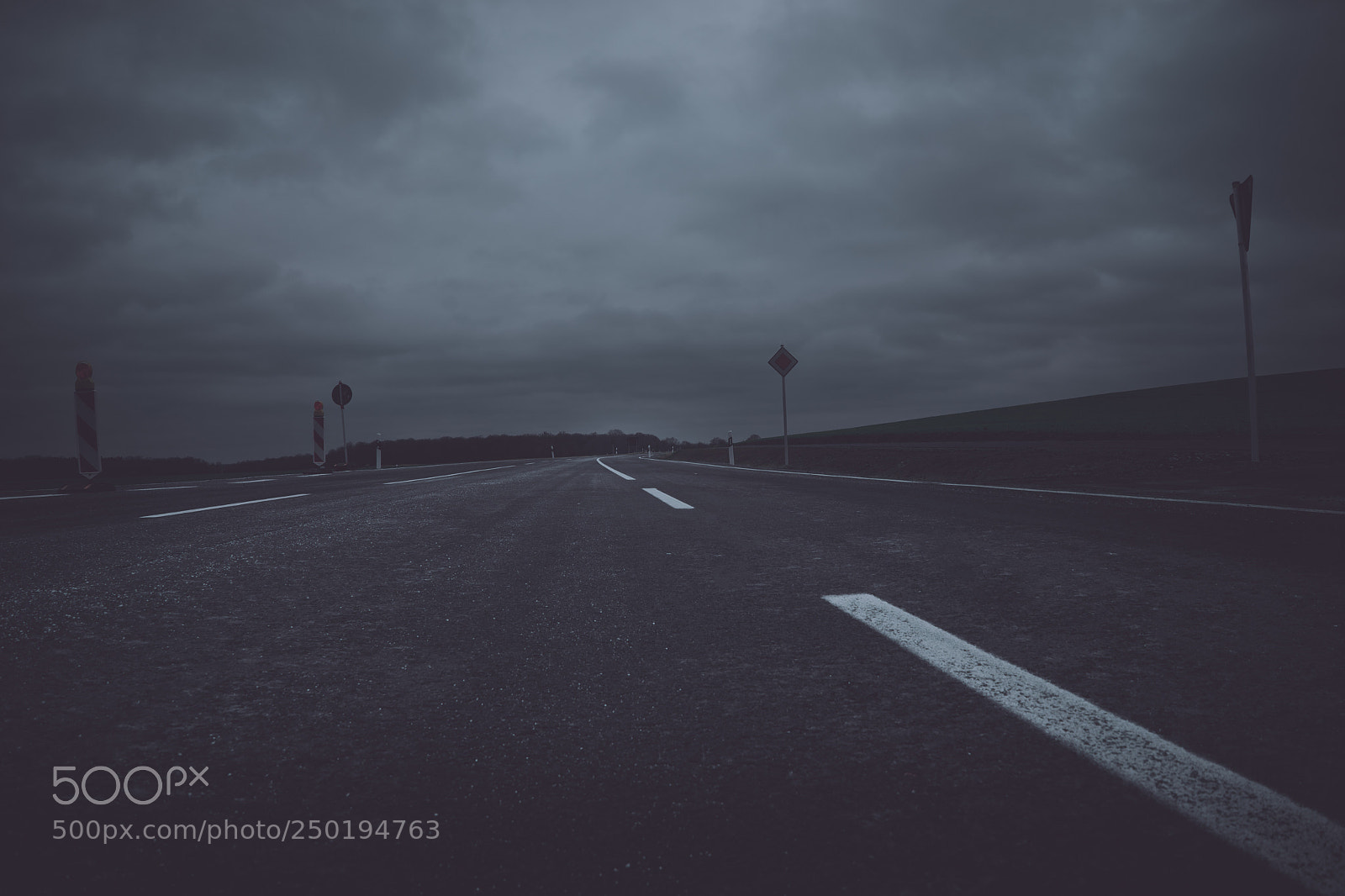 Sony a7 sample photo. Low angle street view photography