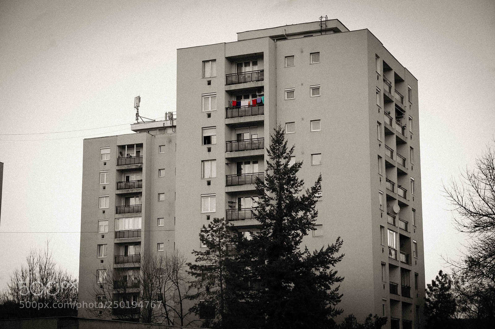 Nikon D7200 sample photo. Hungarian reality. color wash. photography