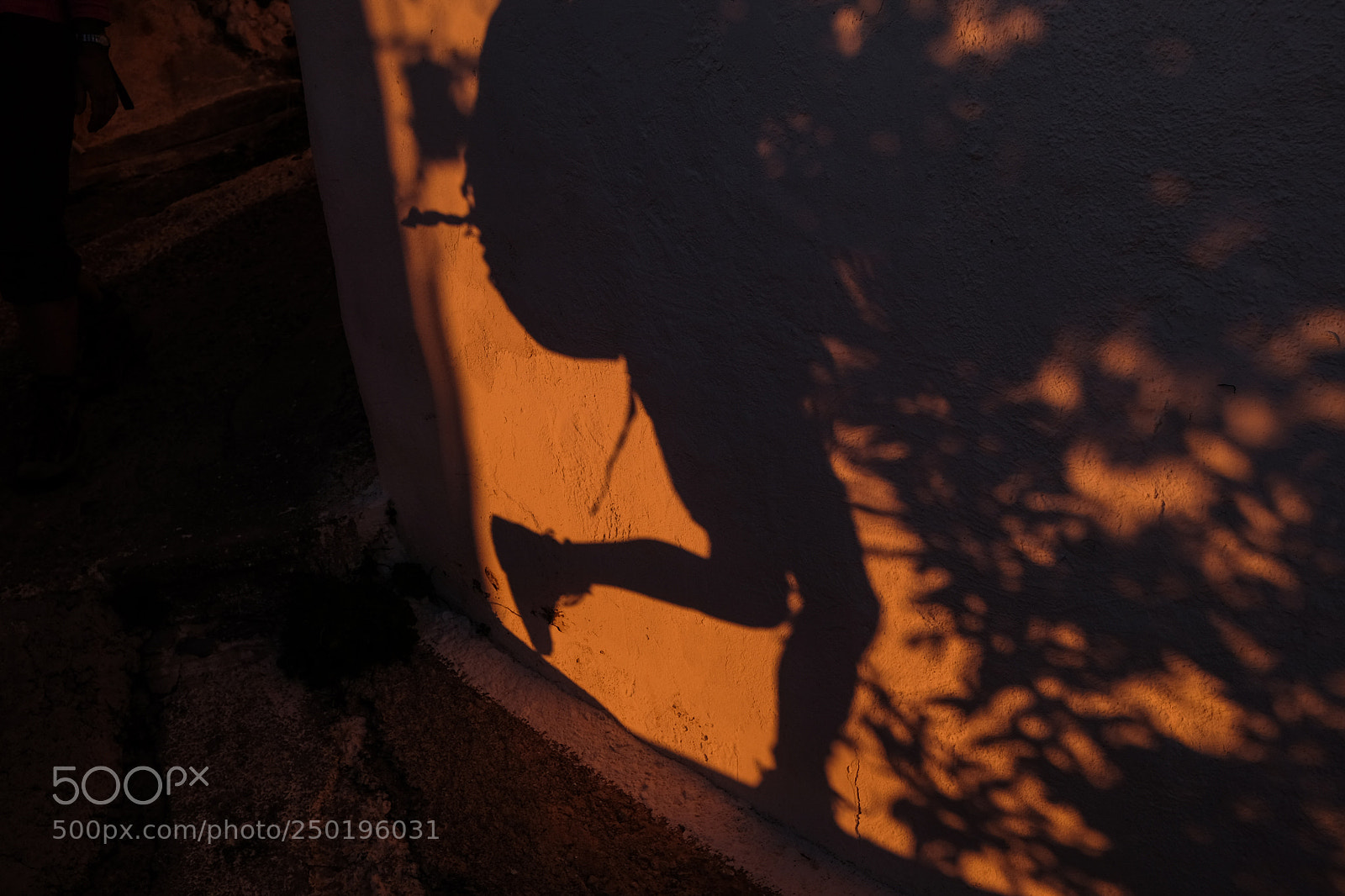Fujifilm X100T sample photo. Wireless puppet photography