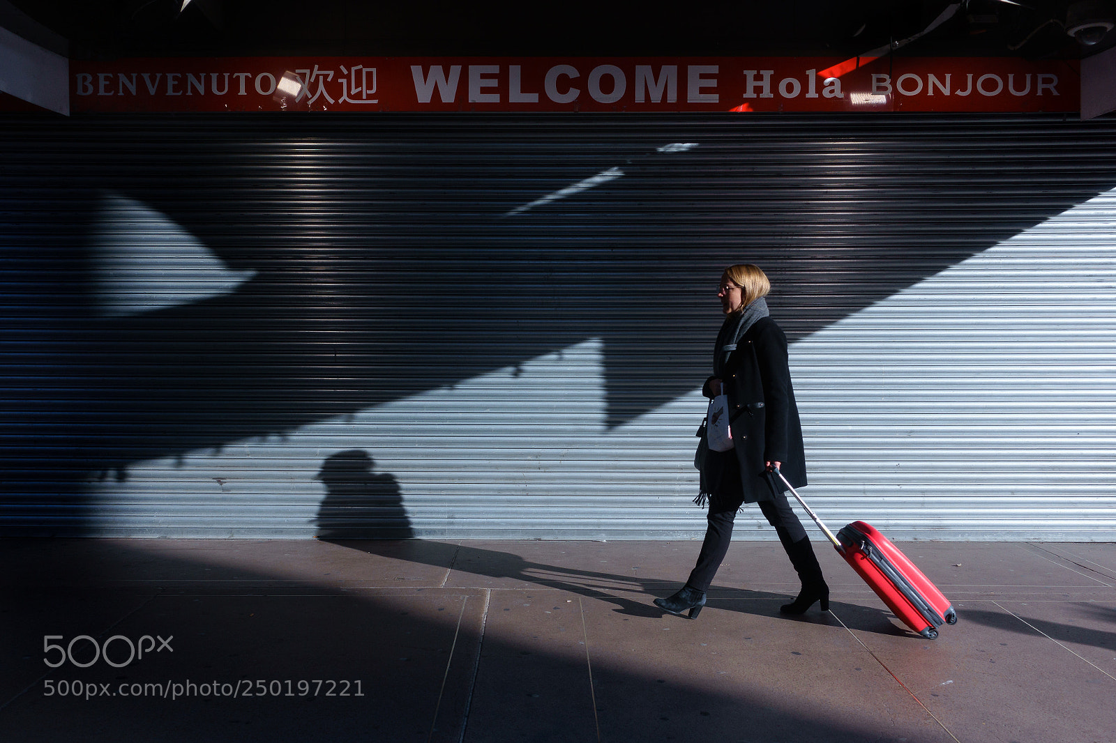 Sony Cyber-shot DSC-RX100 III sample photo. Welcome (to leicester square). photography