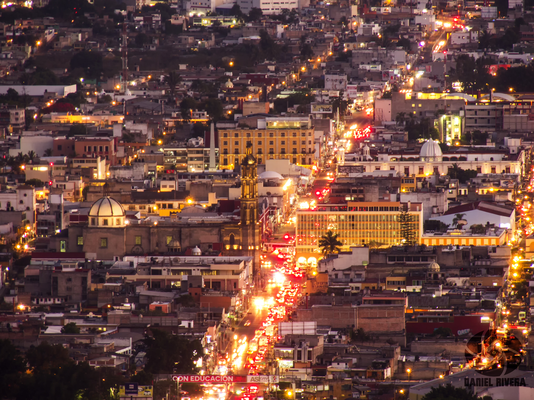 Kodak EasyShare Z990 (EasyShare Max) sample photo. Tepic nocturno vivesa cfirma photography