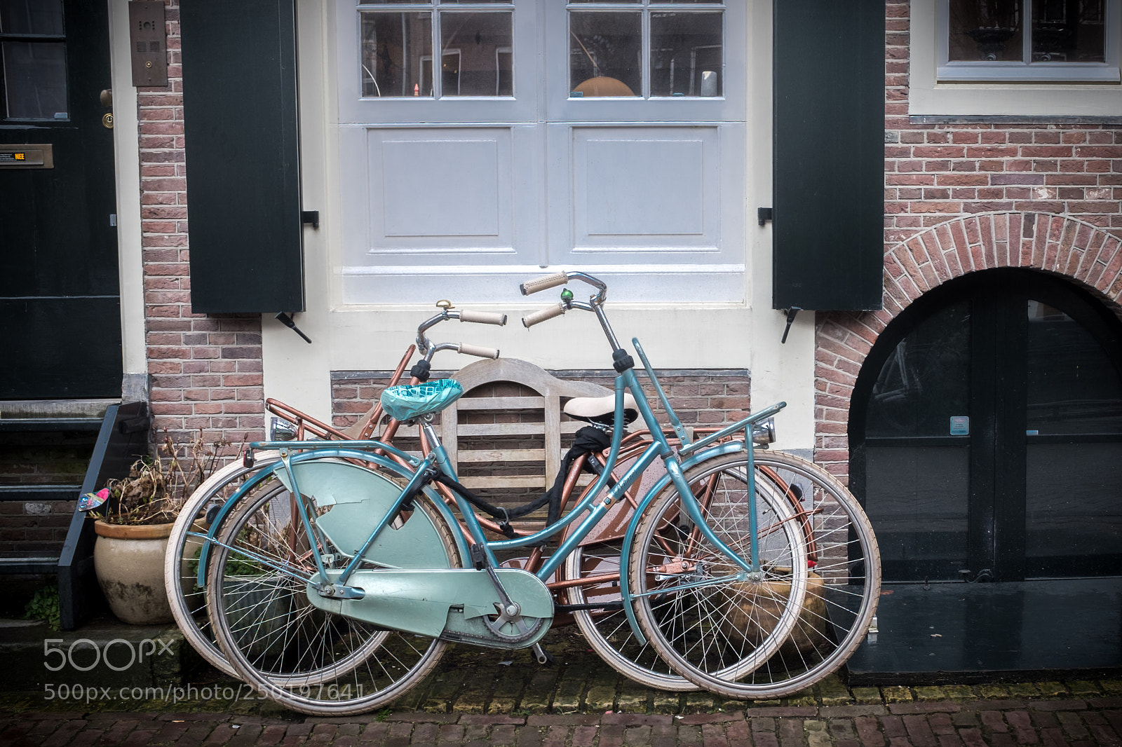 Fujifilm X100T sample photo. Bike portraits photography