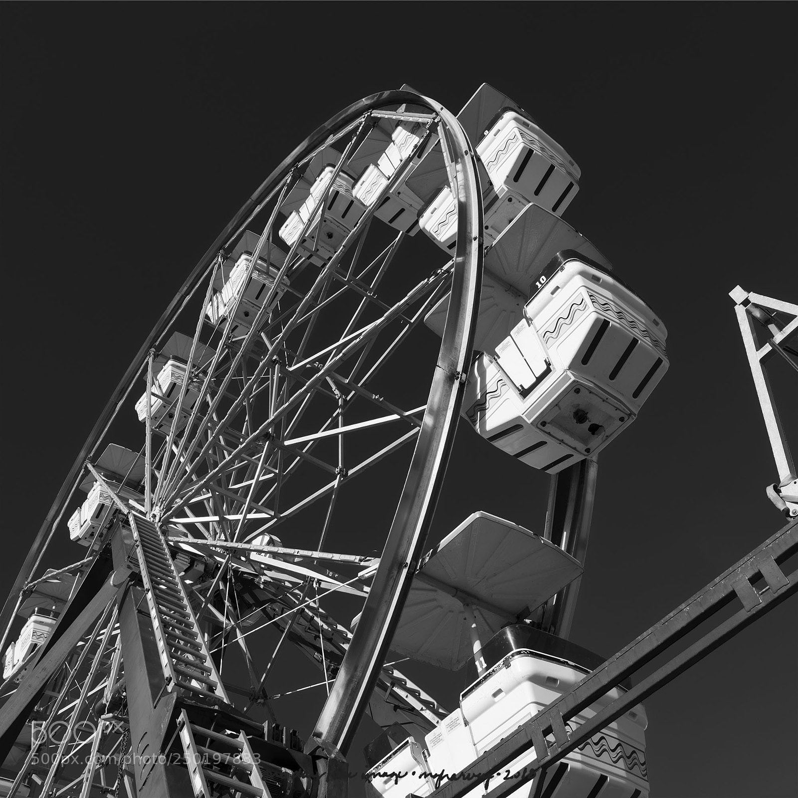 Nikon D810 sample photo. The wheel photography