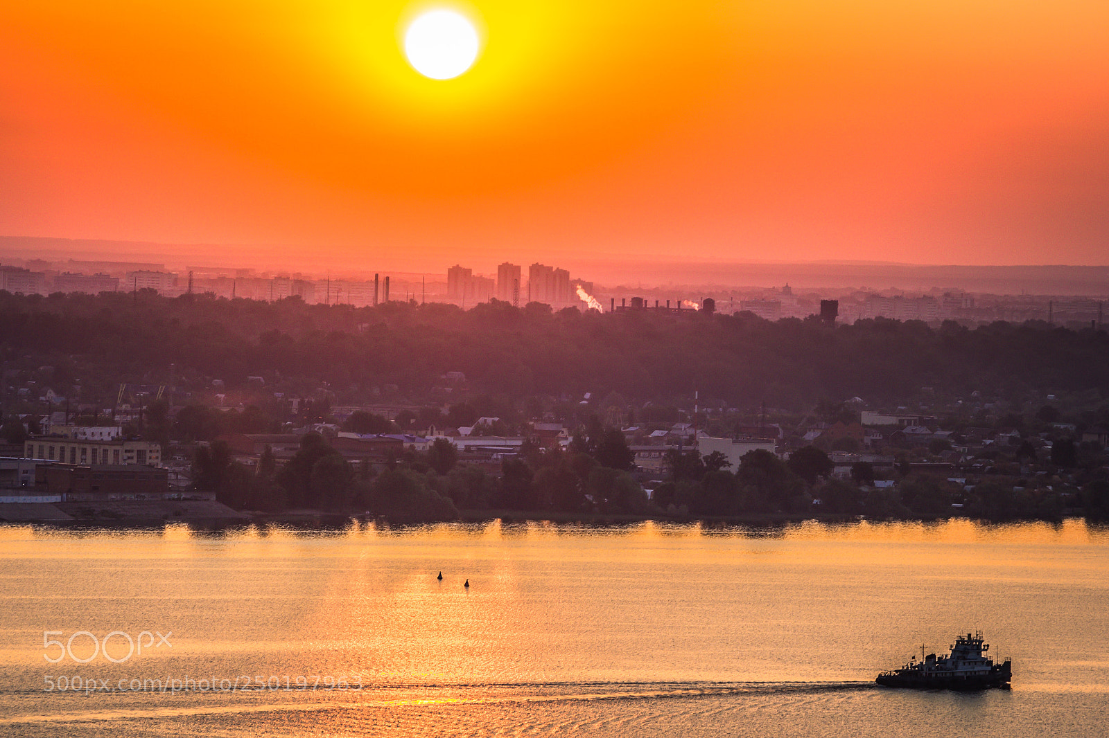 Canon EOS 550D (EOS Rebel T2i / EOS Kiss X4) sample photo. Summer sunset photography