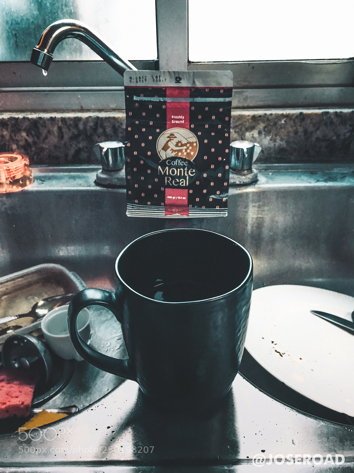 Apple iPhone 6s Plus sample photo. Coffee and work photography