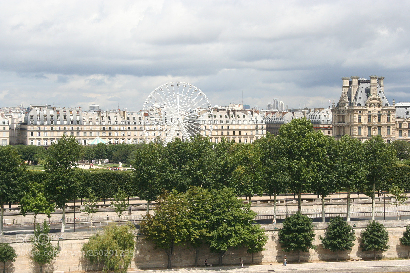 Canon EOS 350D (EOS Digital Rebel XT / EOS Kiss Digital N) sample photo. Paris photography