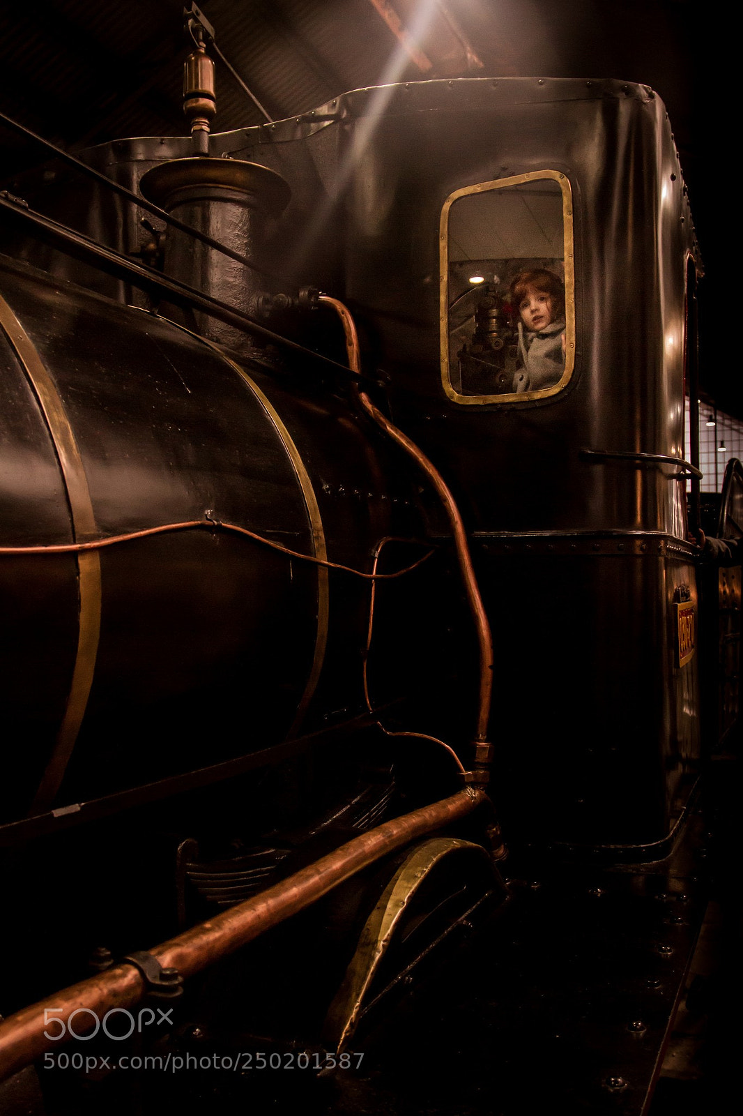 Canon EOS 7D sample photo. Next station: home photography