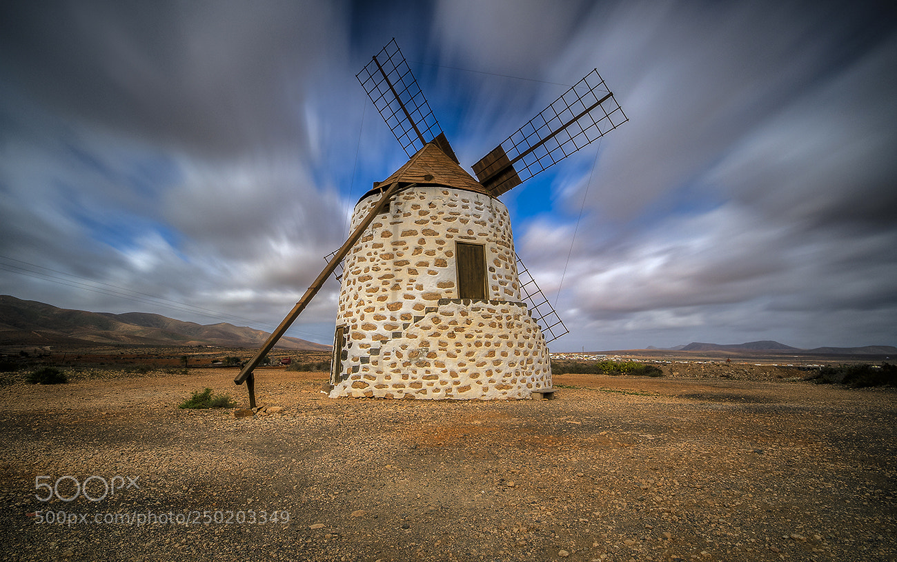 Nikon D300S sample photo. The windmill photography