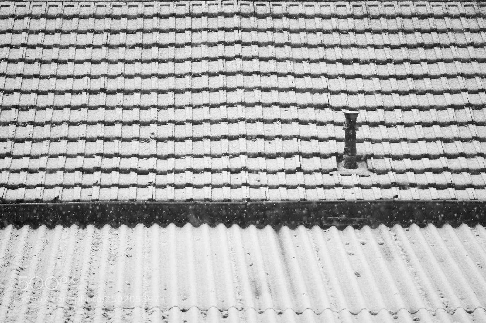 Sony a6500 sample photo. Snowy roof photography