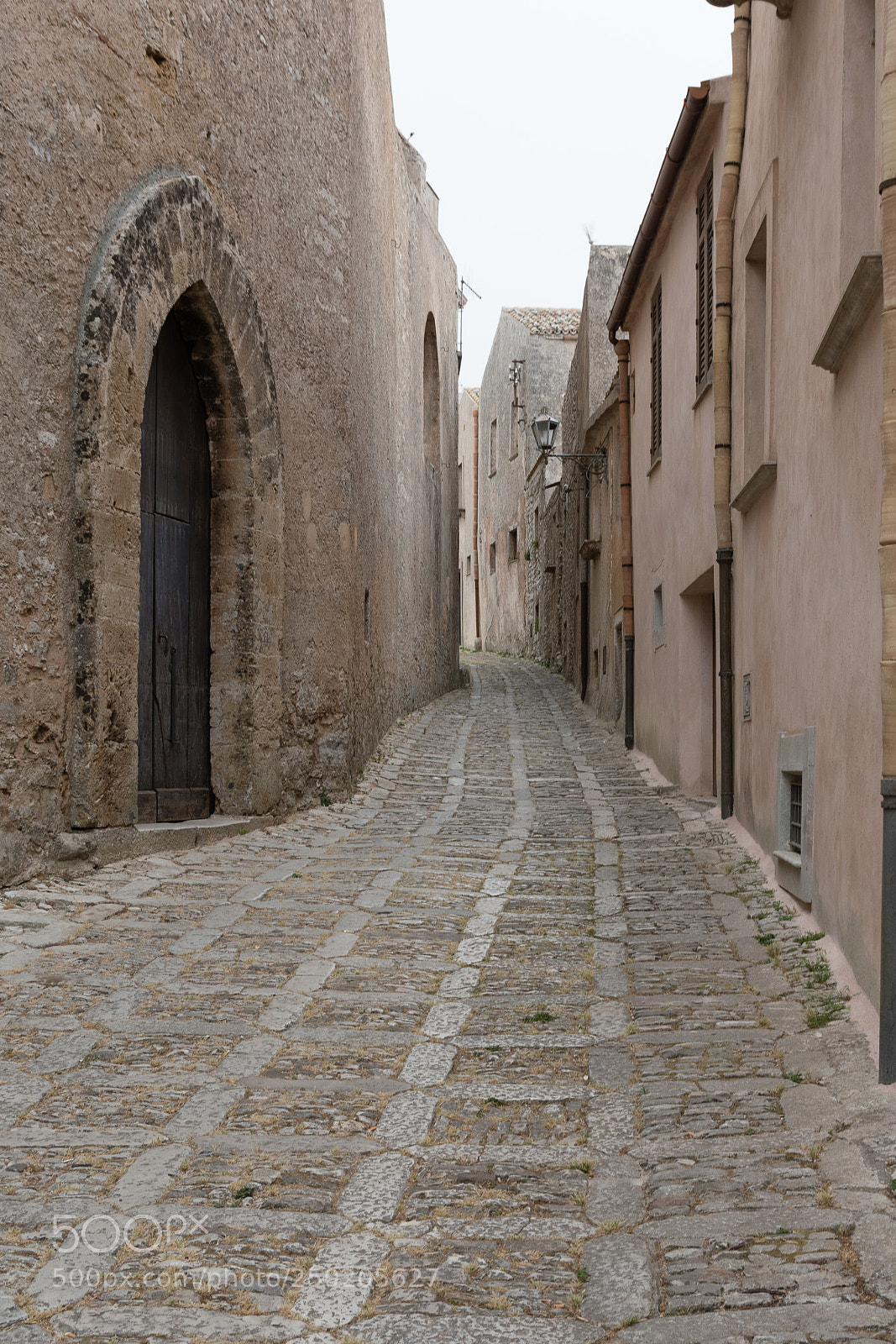 Nikon D5500 sample photo. Erice street (1) / sycyli photography