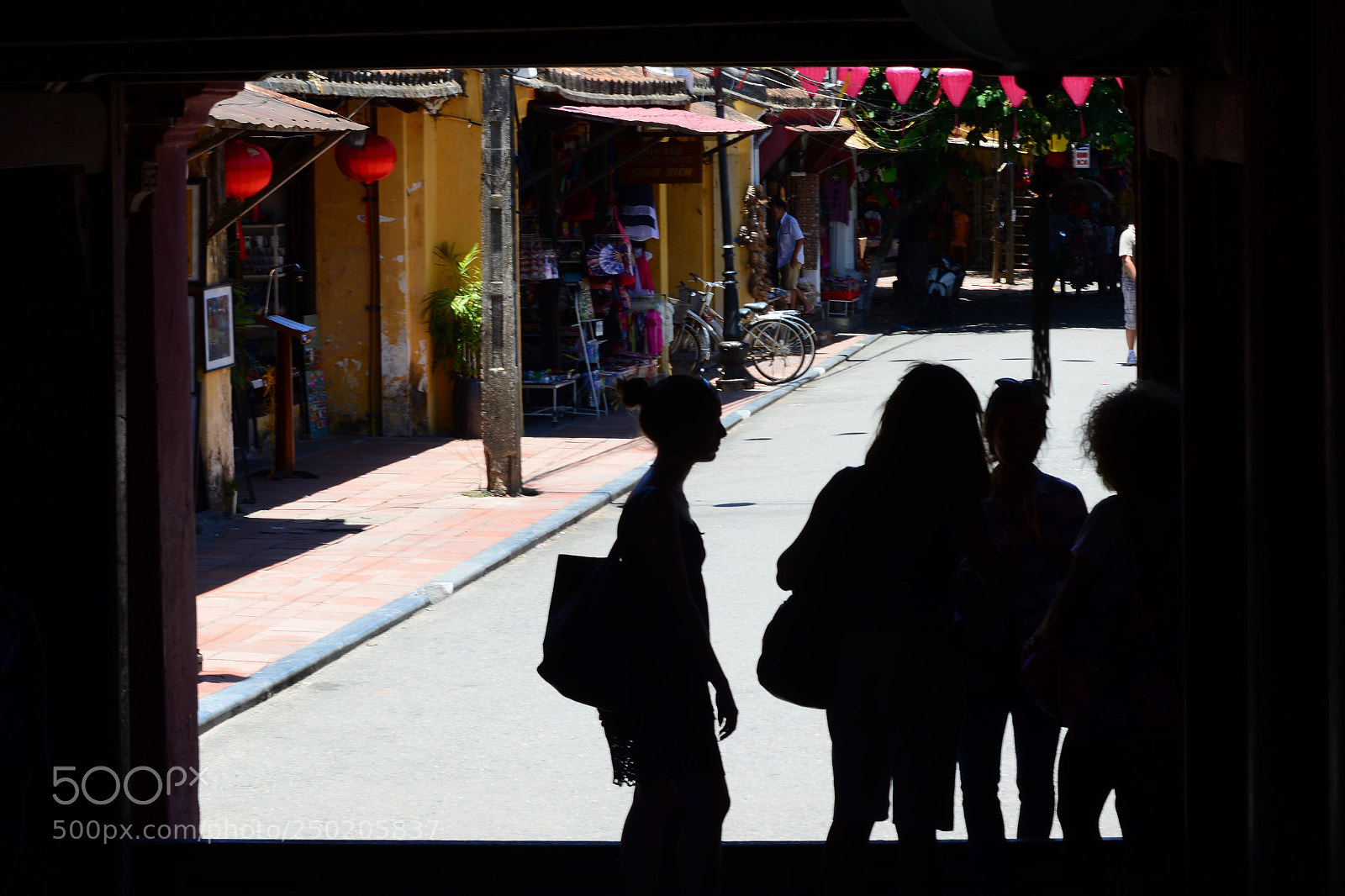 Nikon D7100 sample photo. Shadow and street photography