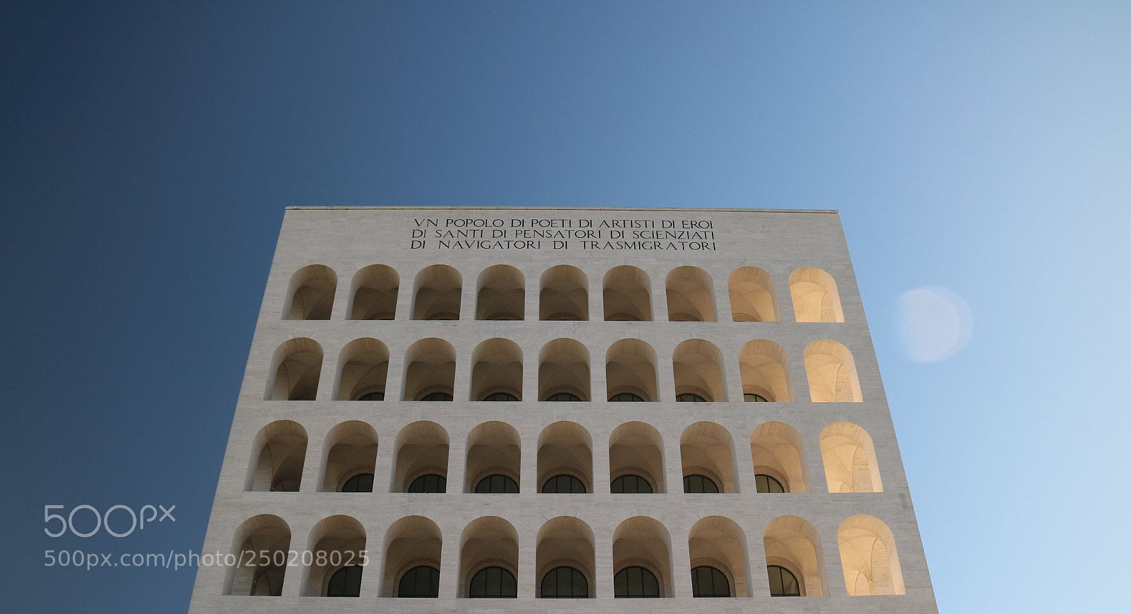 Canon EOS M3 sample photo. Squared colosseum photography