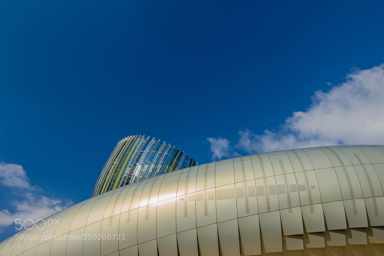 Canon EOS 700D (EOS Rebel T5i / EOS Kiss X7i) sample photo. Cité du vin photography