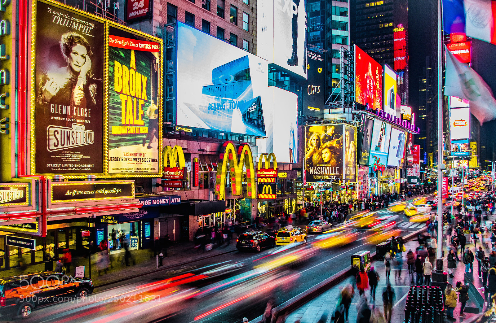 Pentax K-S2 sample photo. Time square rush photography