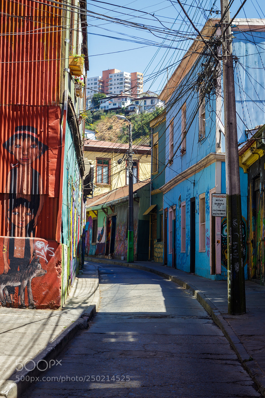 Canon EOS 1300D (EOS Rebel T6 / EOS Kiss X80) sample photo. Valparaíso photography