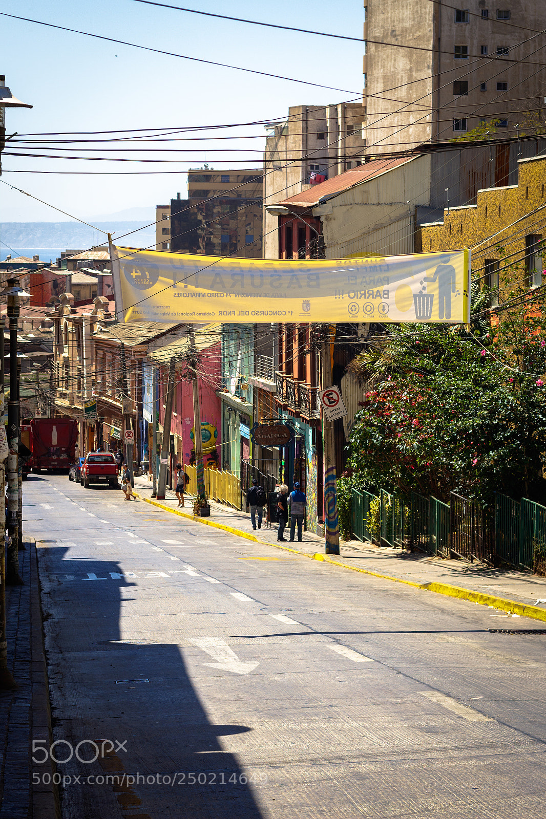 Canon EOS 1300D (EOS Rebel T6 / EOS Kiss X80) sample photo. Valparaíso photography