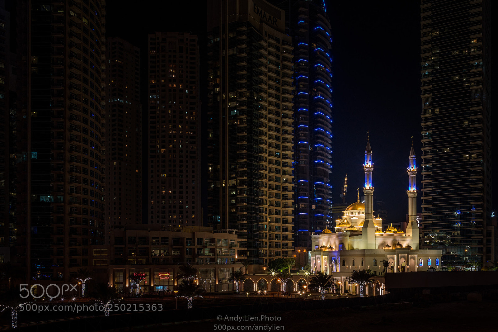 Sony a6500 sample photo. Dubai mosque photography