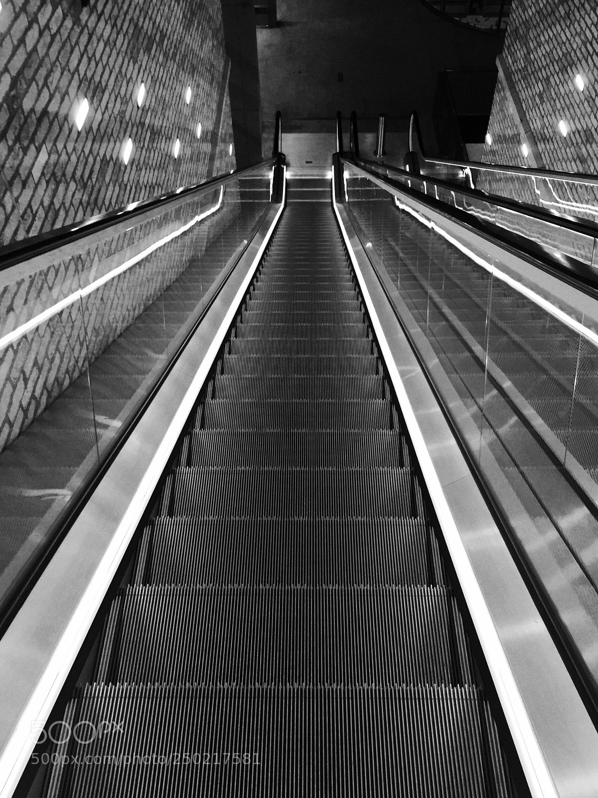 Apple iPhone 6 sample photo. Escalator photography
