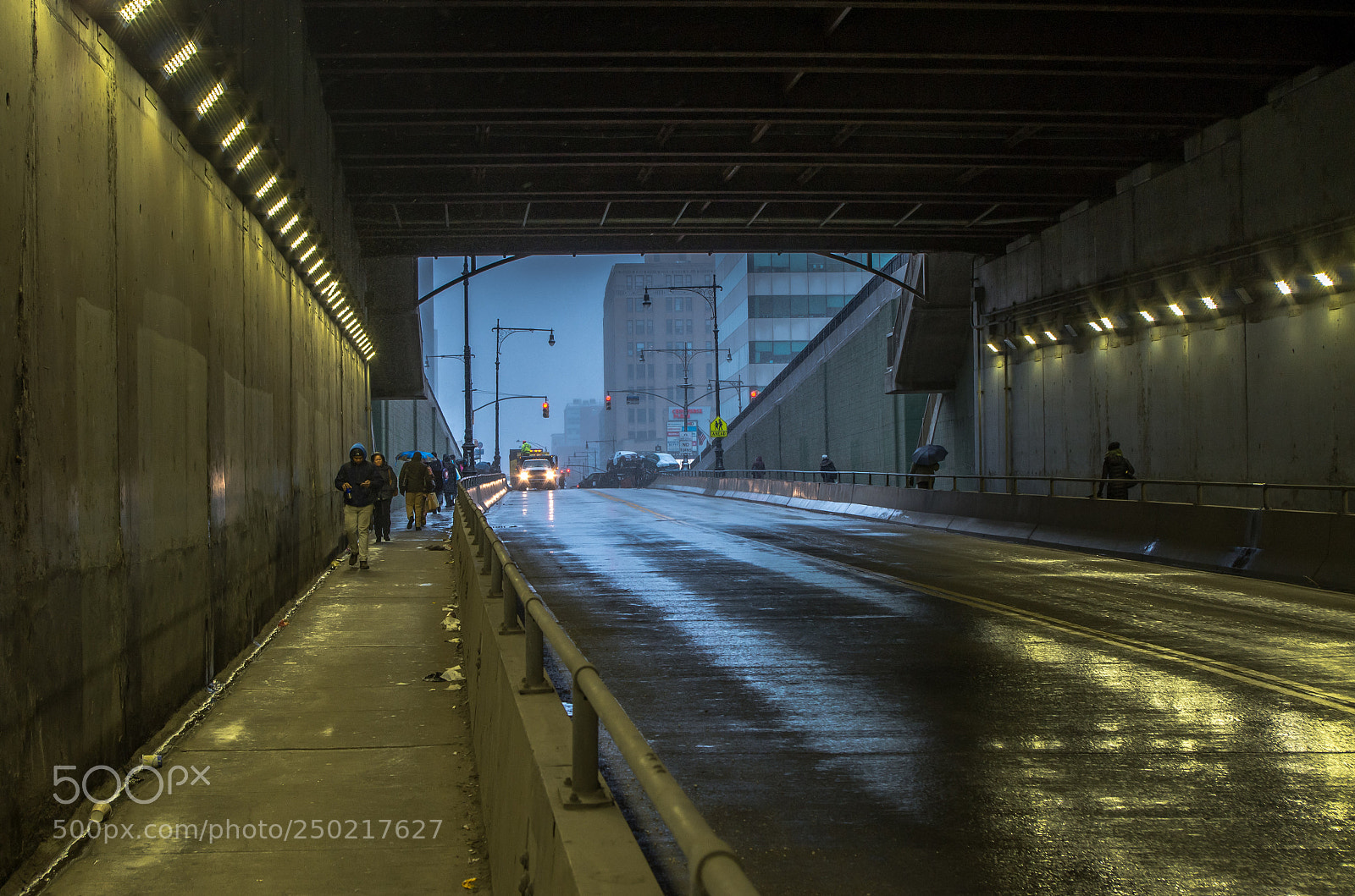 Pentax K-50 sample photo. Under the grand concourse photography