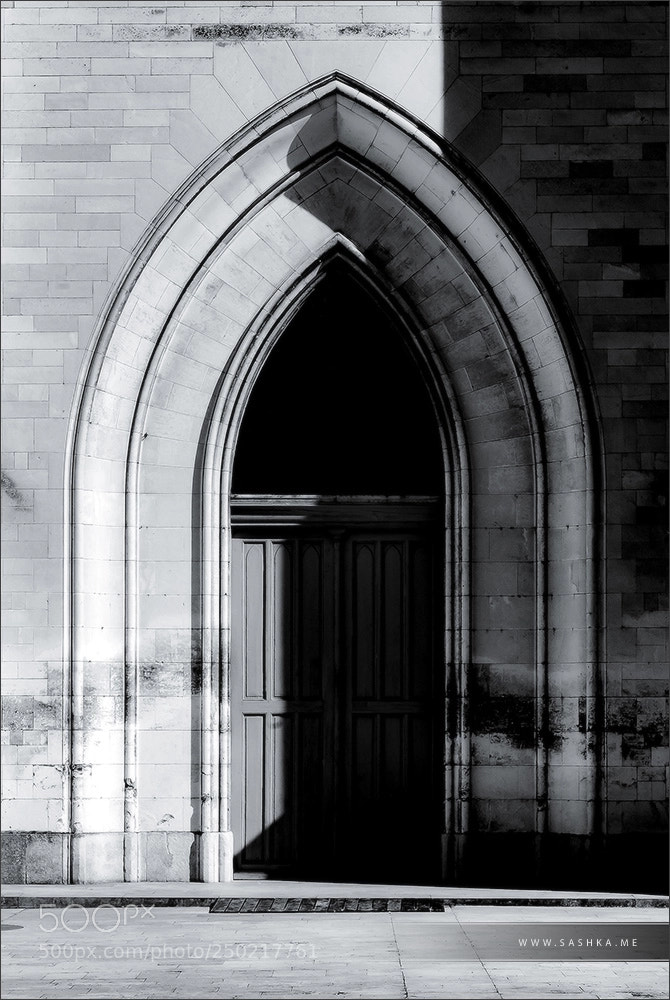 Sony Alpha DSLR-A230 sample photo. Abbey saint-germain in auxerre photography