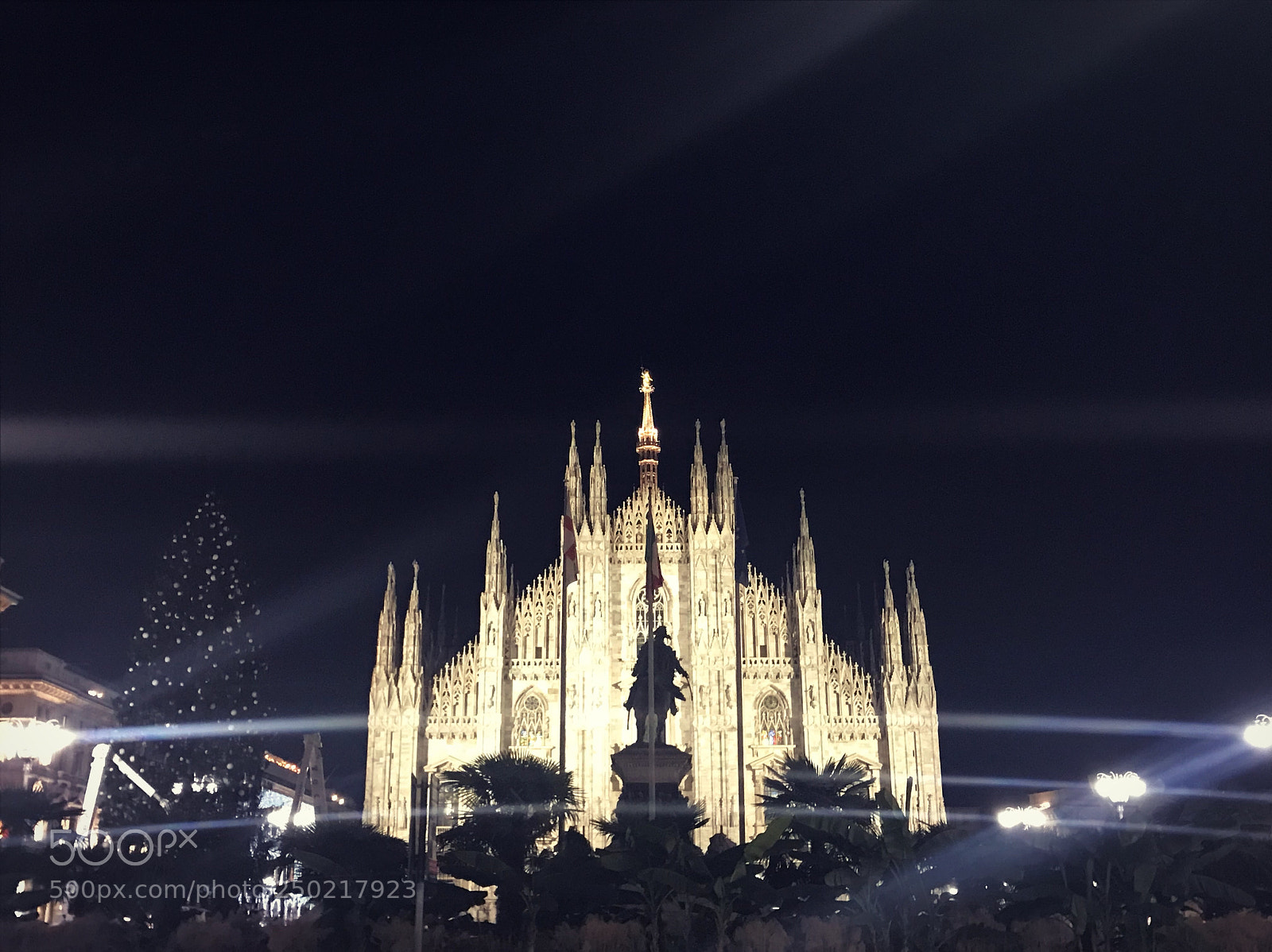 Apple iPhone 7 sample photo. Milano - duomo photography